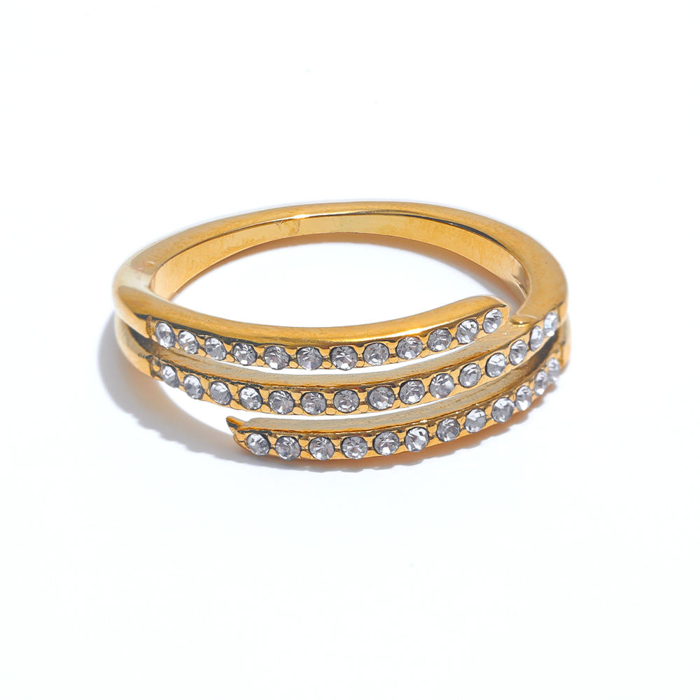 Trivara Ring