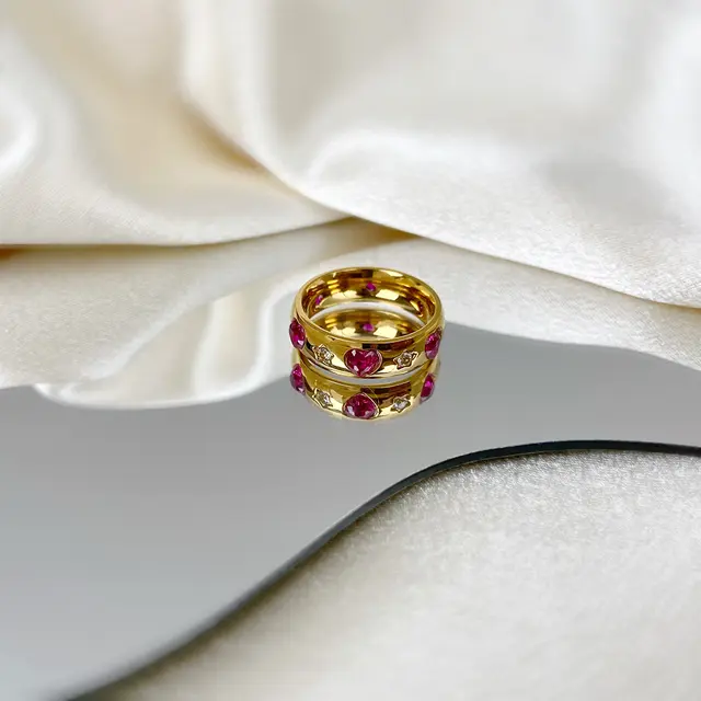 Ruby heart Ring