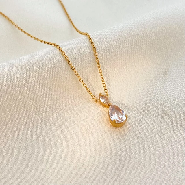 Water drop necklace