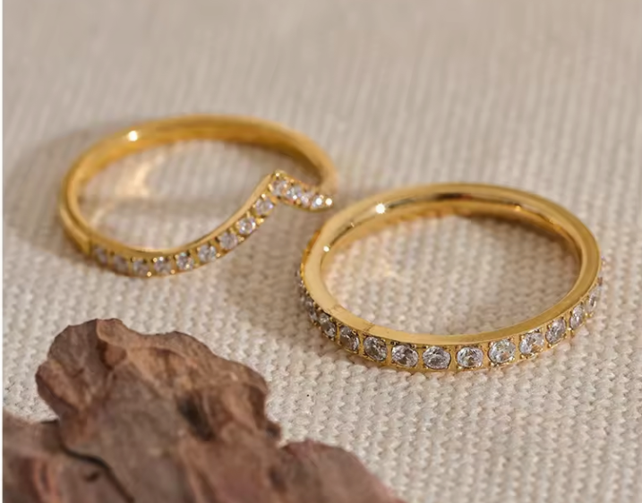 Double layer thin engagement ring
