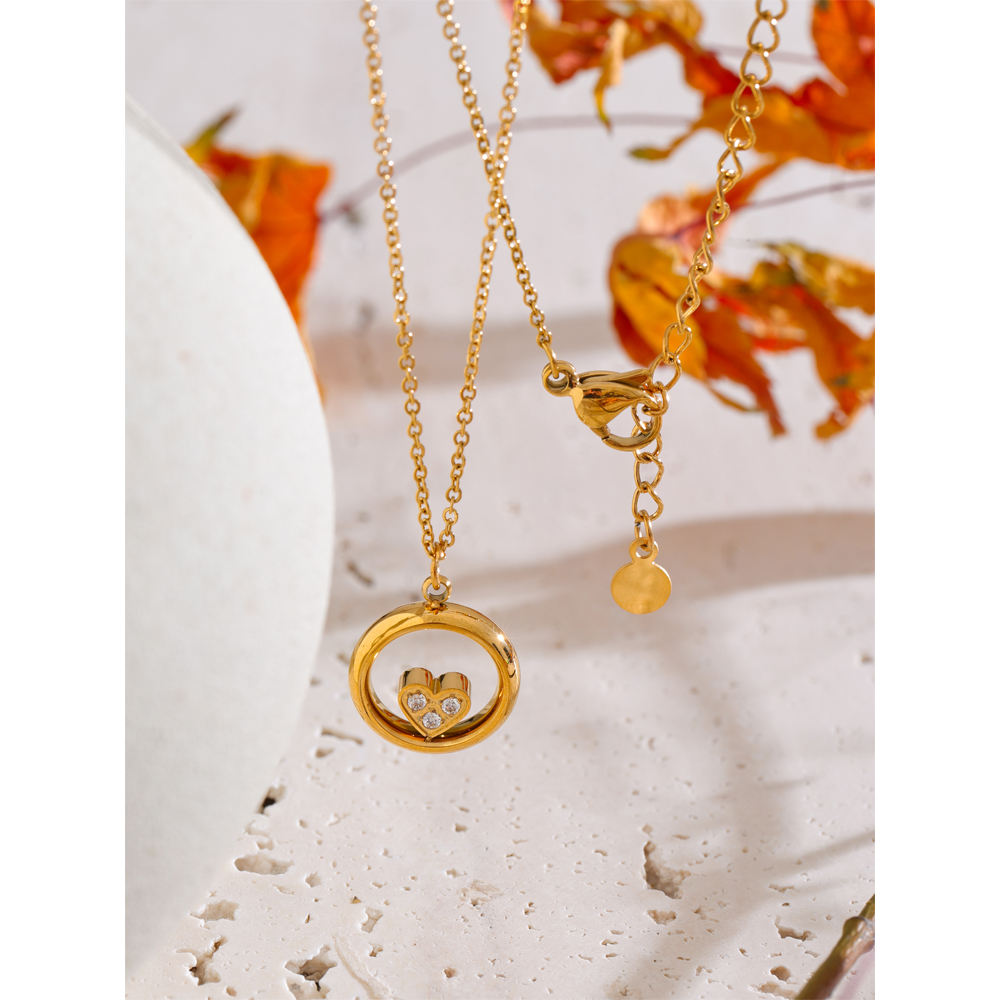 Amora Necklace