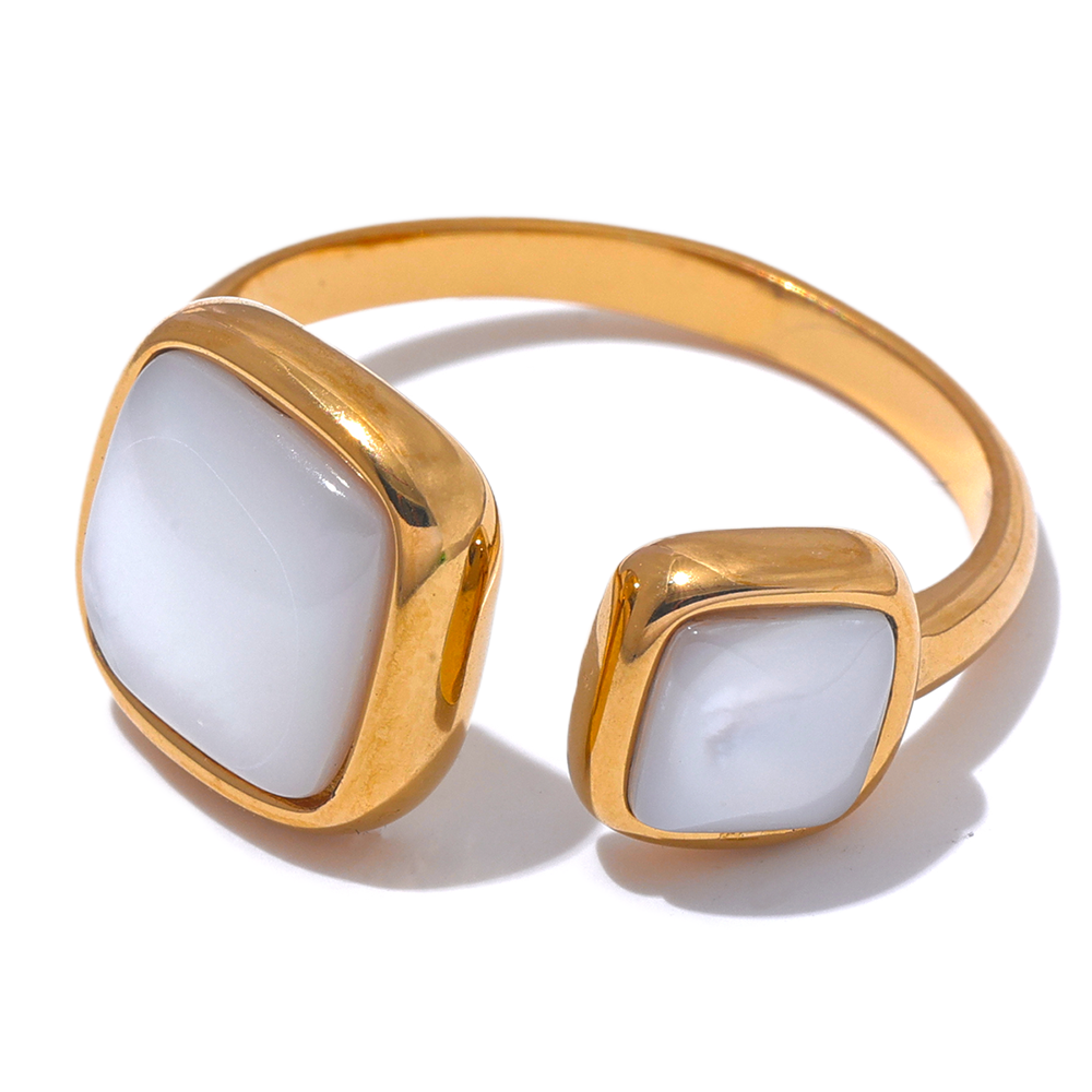 The Ivory Glow Ring