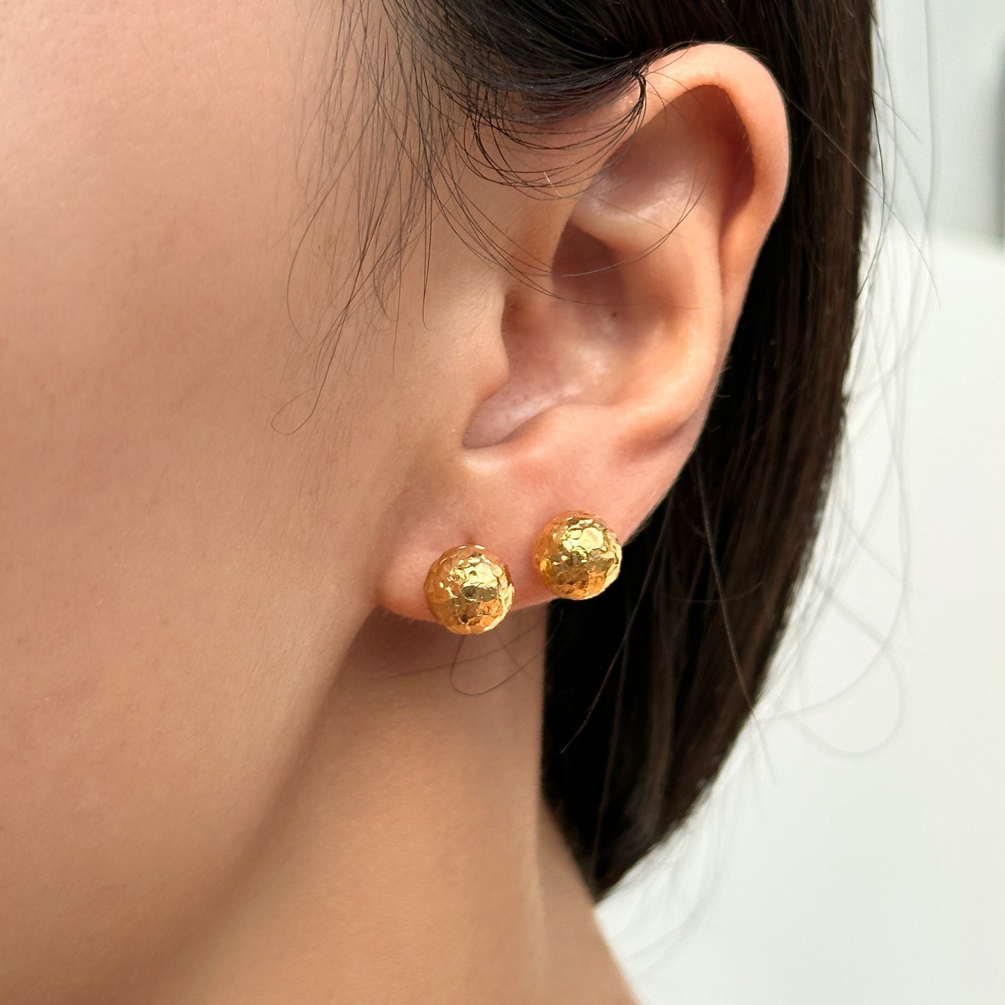Golden Orbit Studs