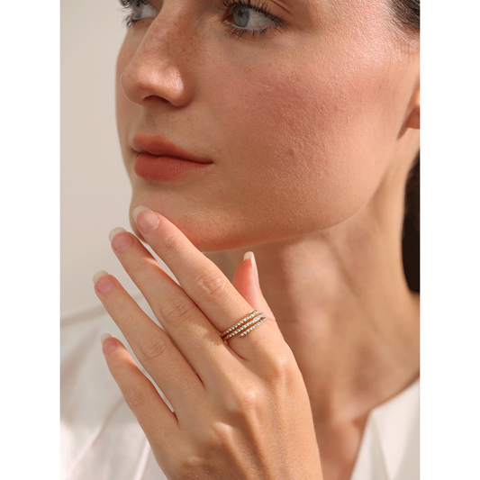 Trivara Ring