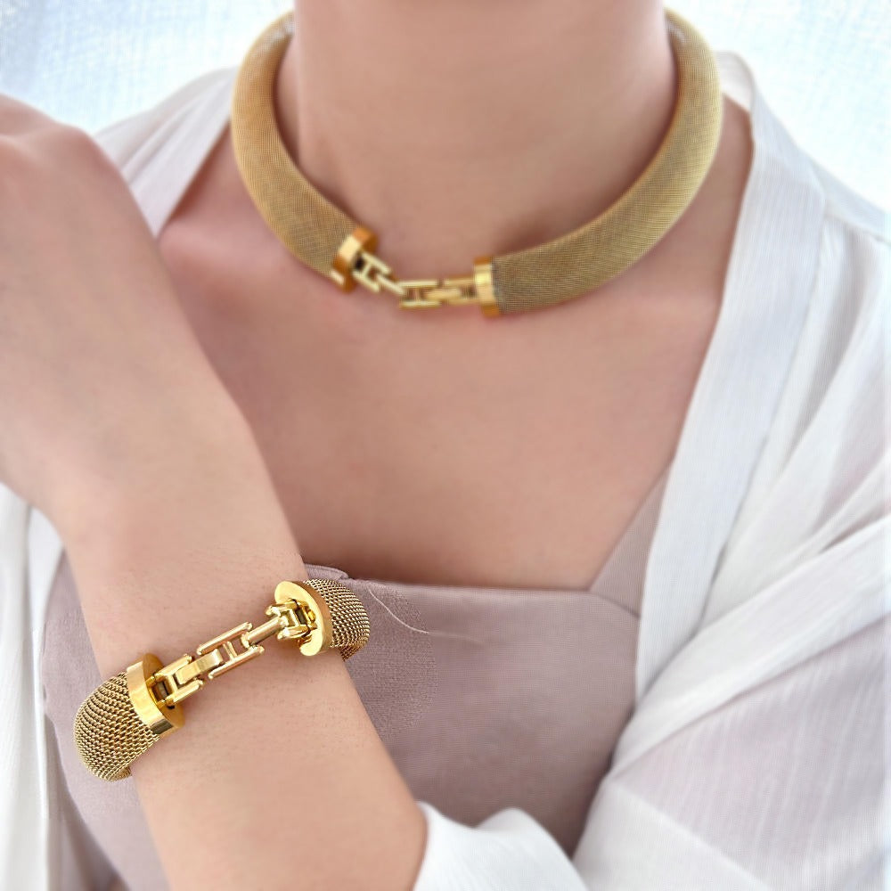 The Bold Mesh Cuff