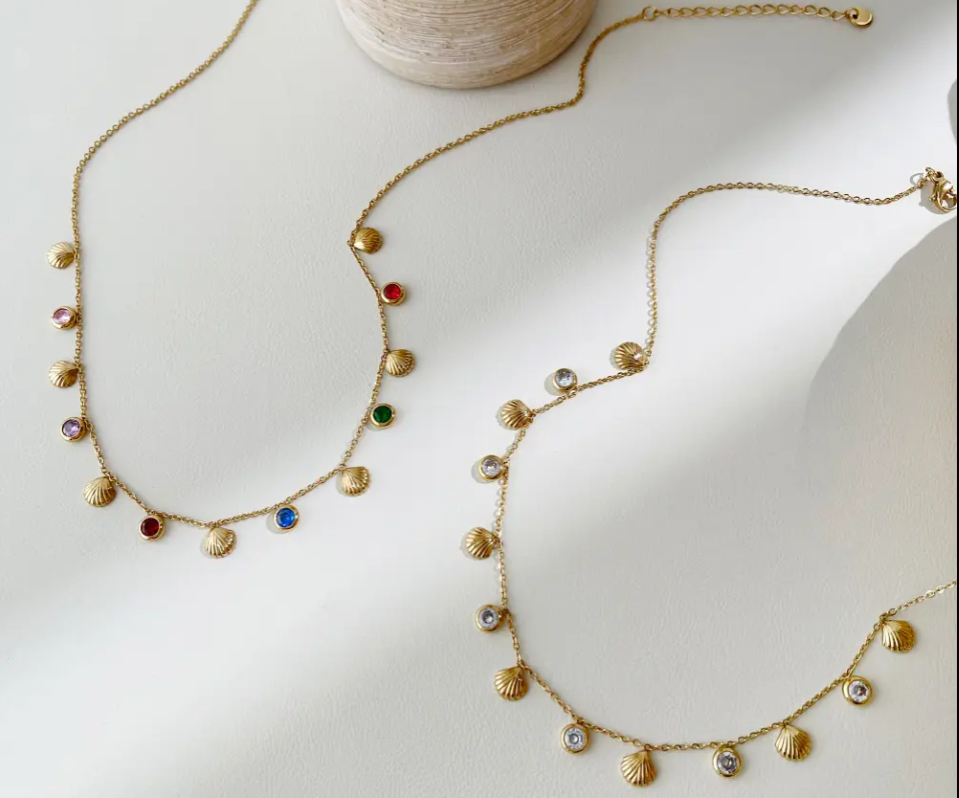Multicolour Conch Shell Drop Necklace