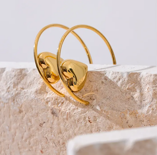 Heart in a circle hoop earrings