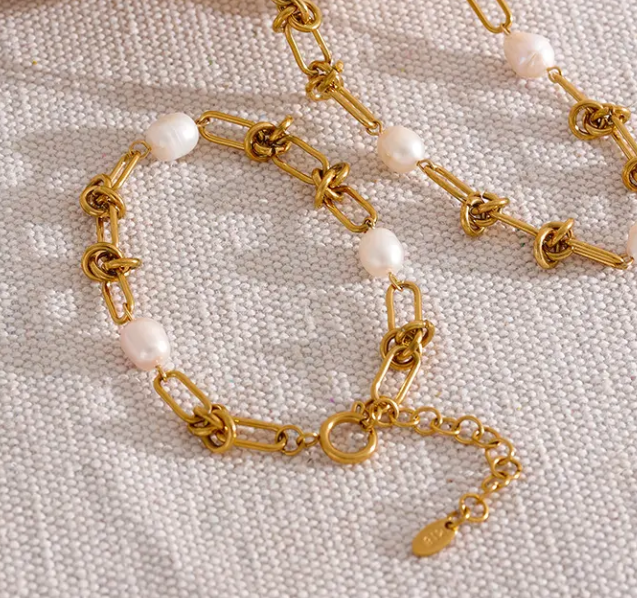 The Knot & Pearl Chain Bracelet